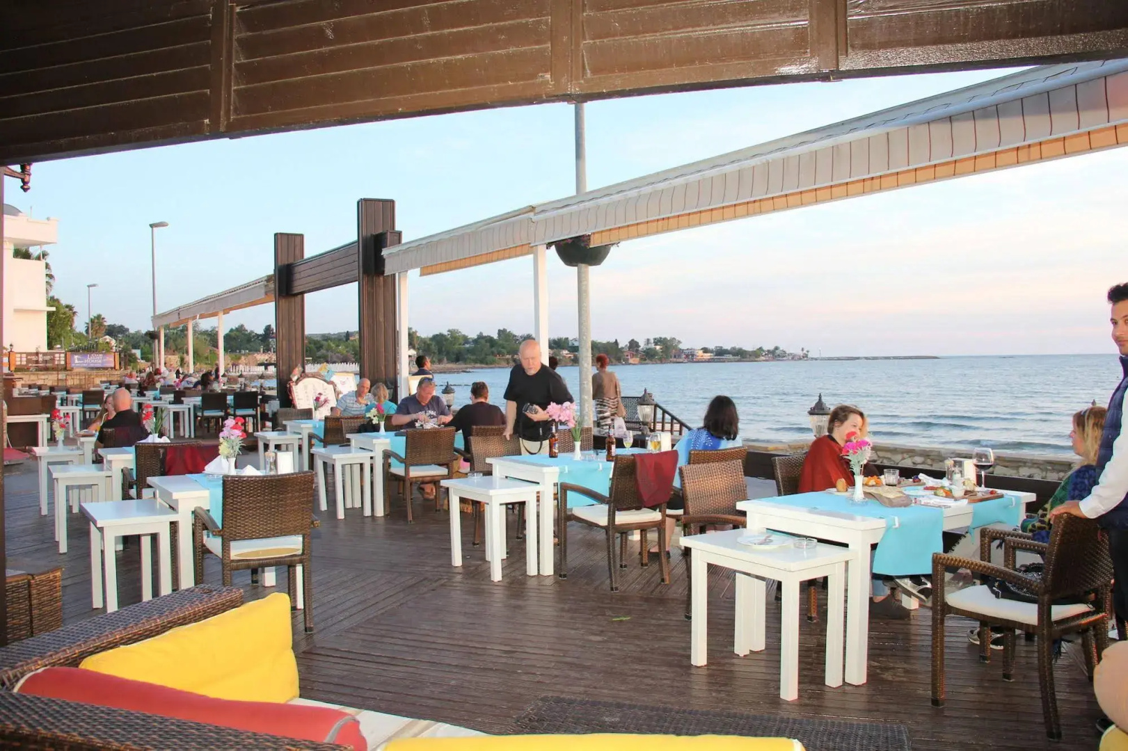 Side Beach Club Hotel
