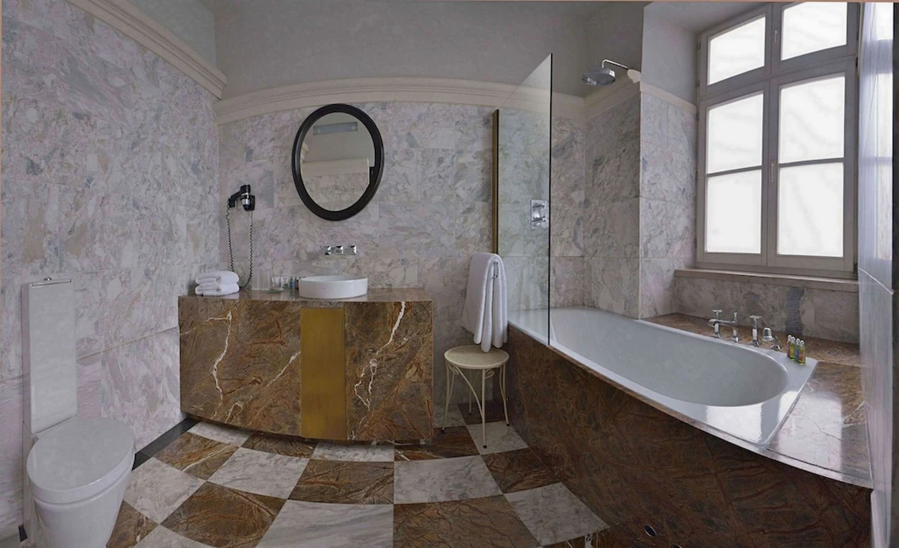 Ancora Lodge