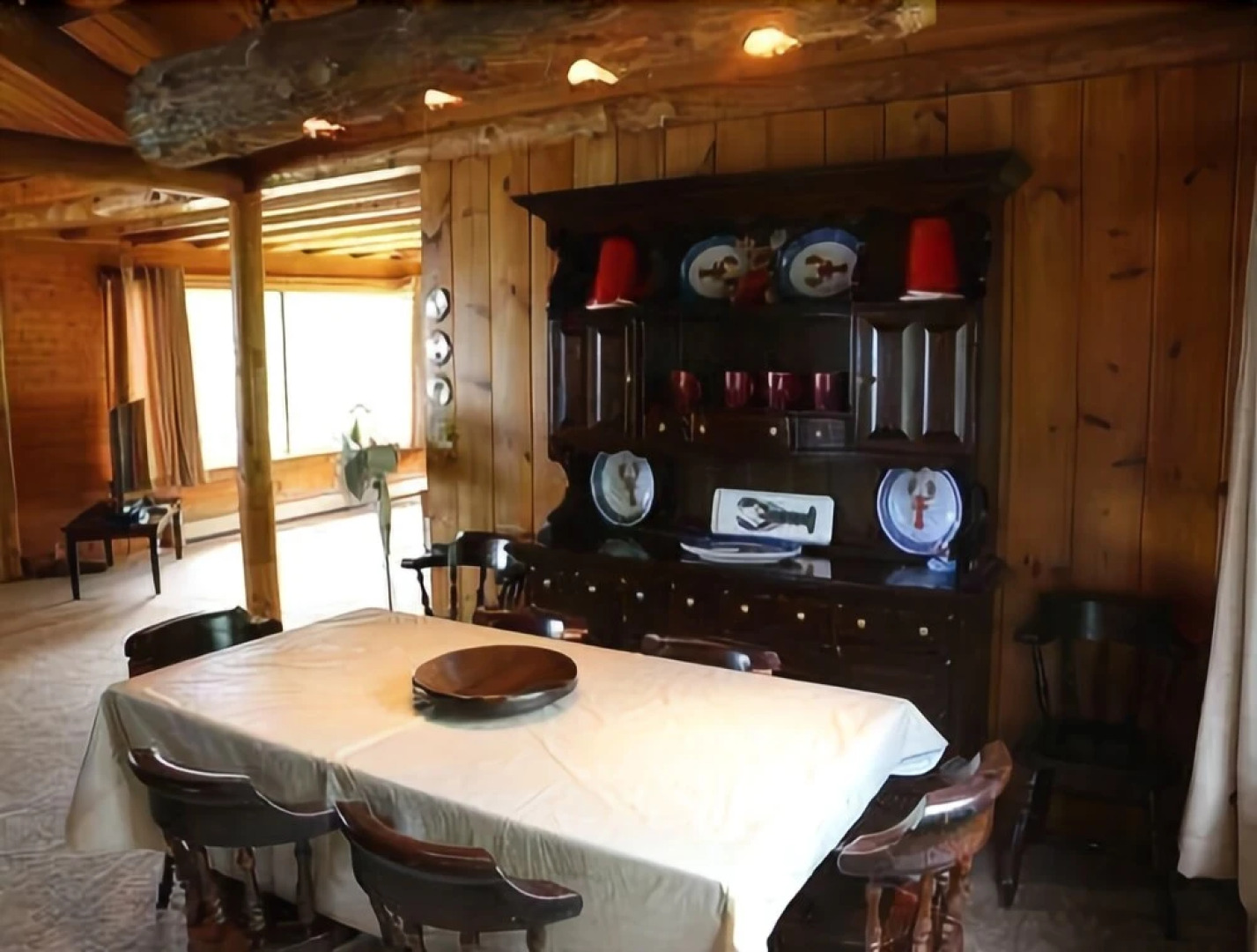 Seaside Chalet - Three Bedroom Cottage