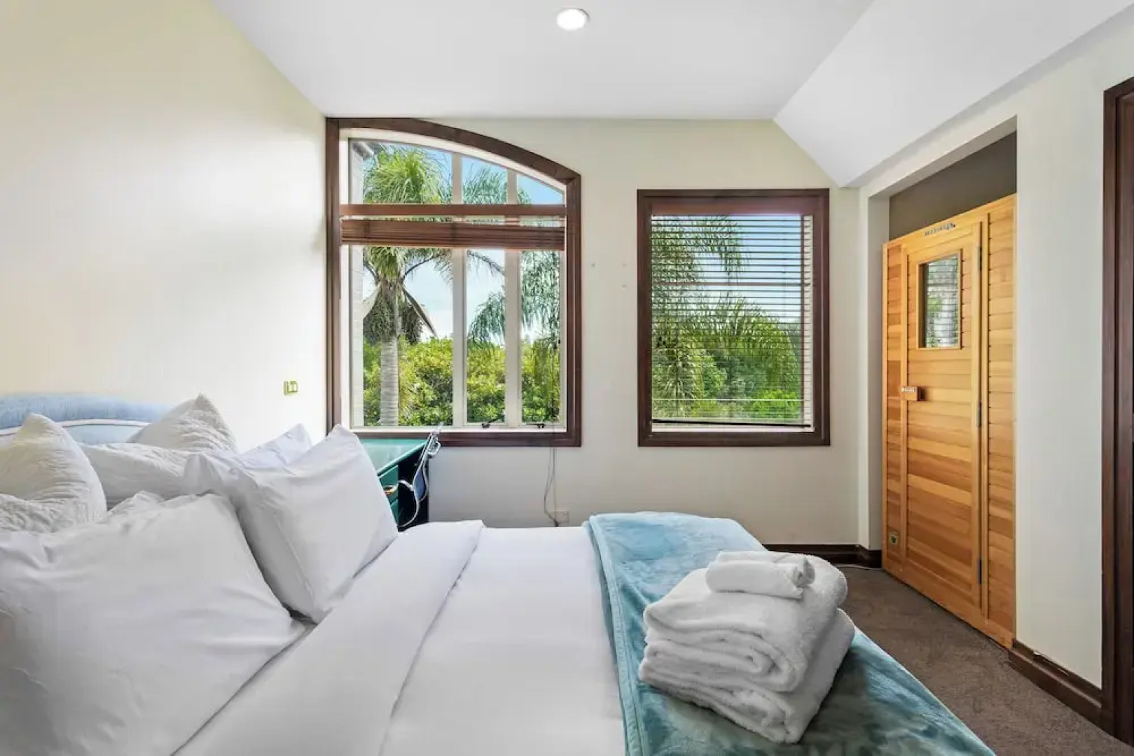 Countryside Zen Estate - Views and Pool