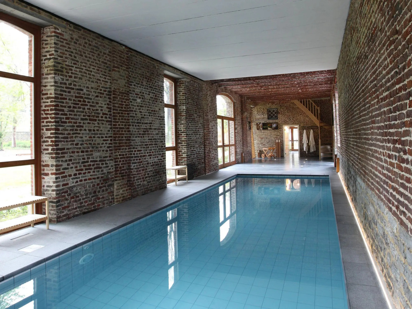 Group Villa With Pool & Sauna