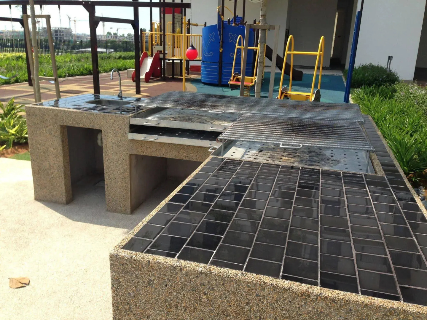 De Houz - Trefoil Setia Alam Home Stay