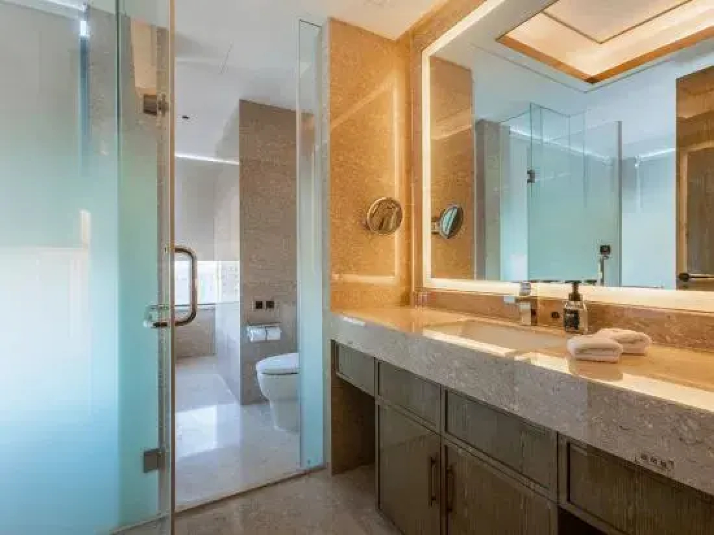 Jinling International Hotel