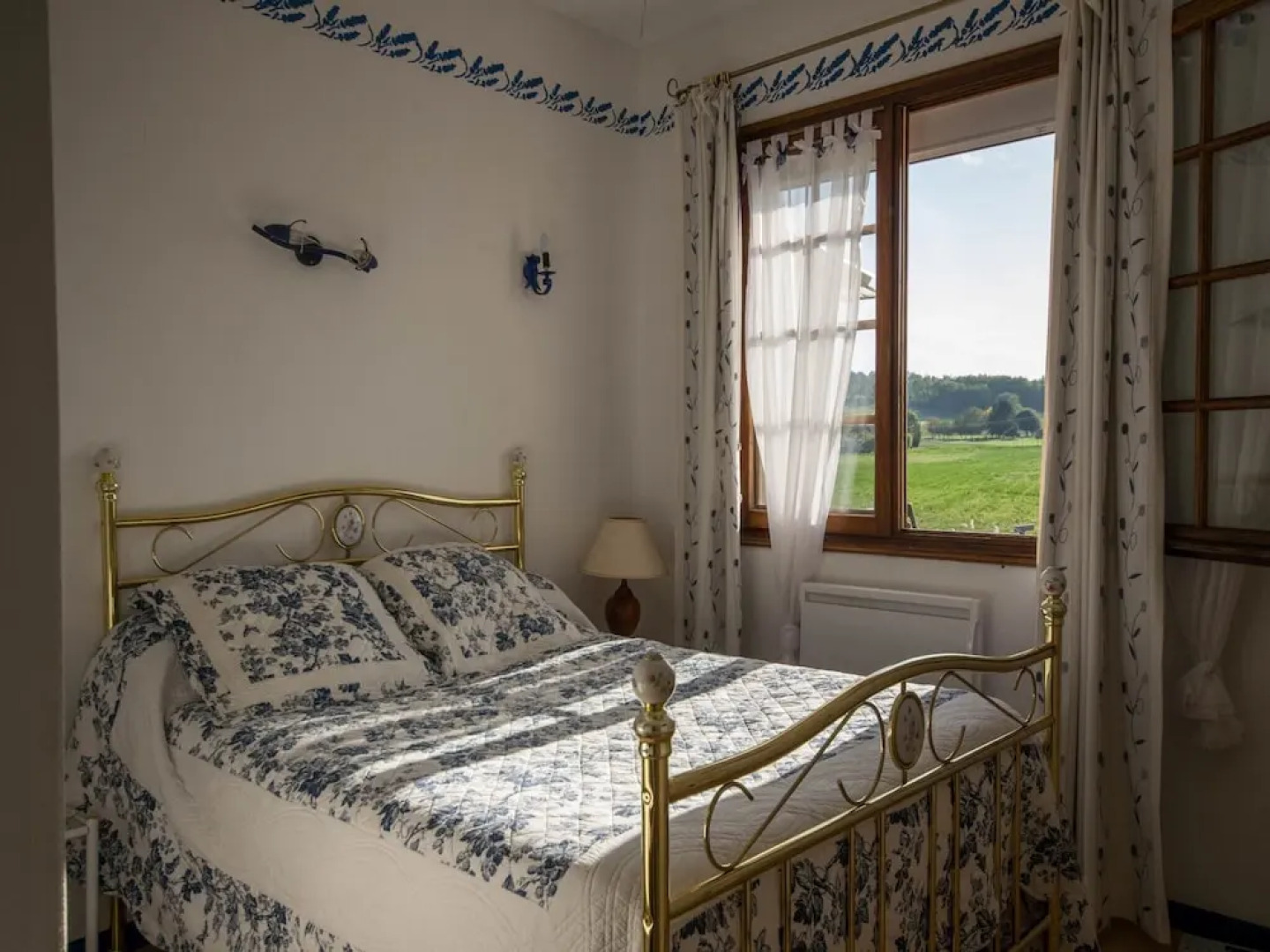 Cozy Holiday Home in Montayral With Swimming Pool