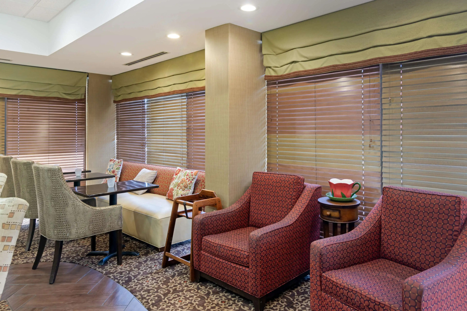 Best Western Colonial Inn