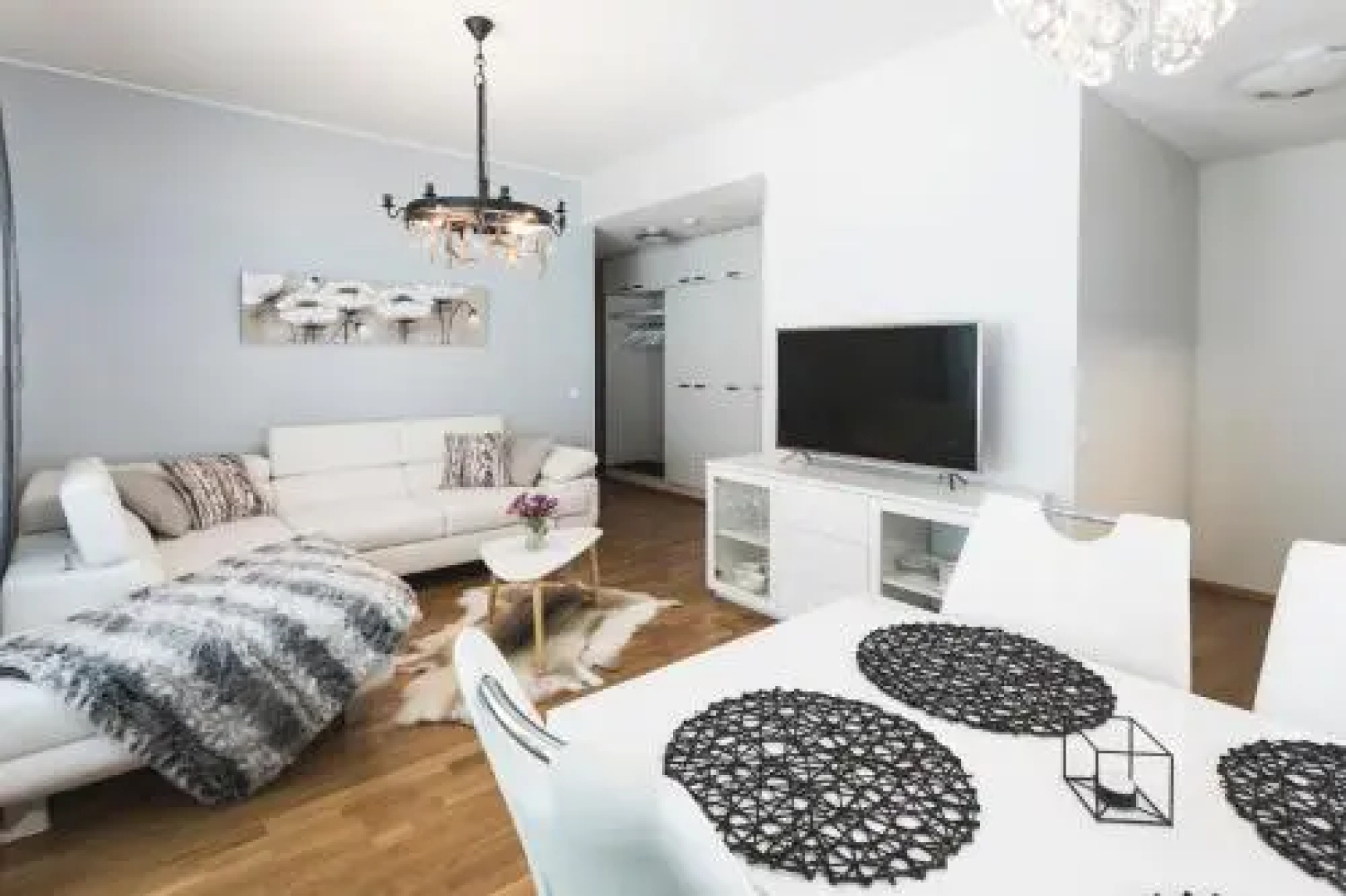 Tuomas´ luxurious suites, Livo