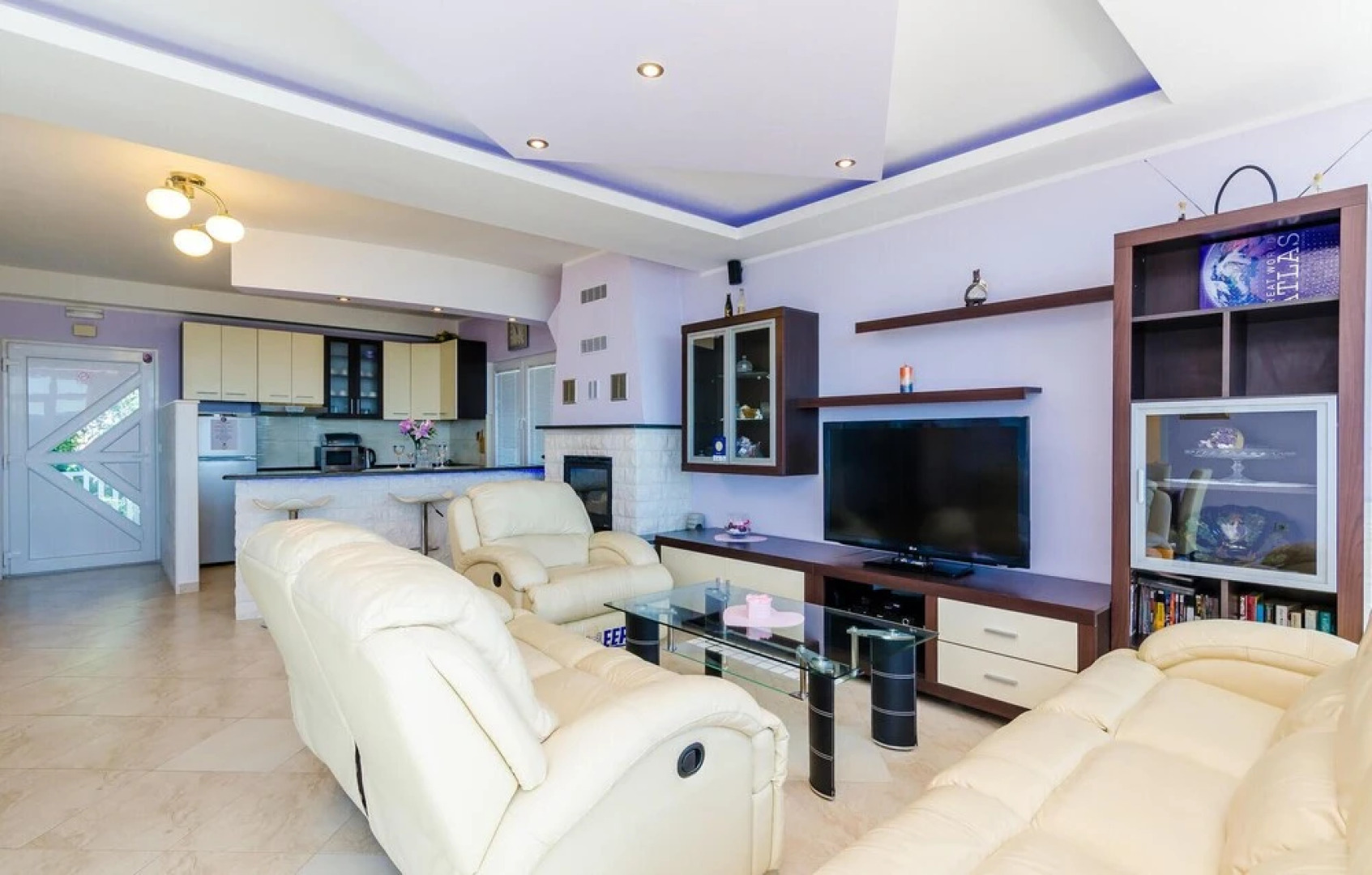 Stunning Home in Dubravka With Wifi and 3 Bedrooms