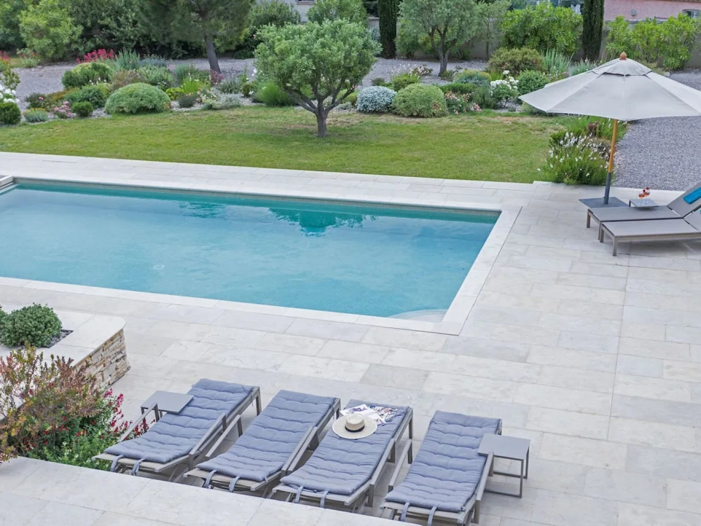 Stunning Villa With Heated Private Swimming Pool in Peaceful Location