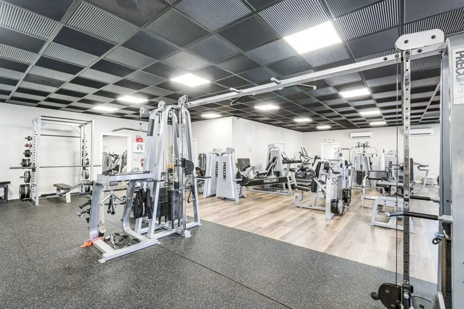 Smith Mountain Lake Condo w/ Pool Access