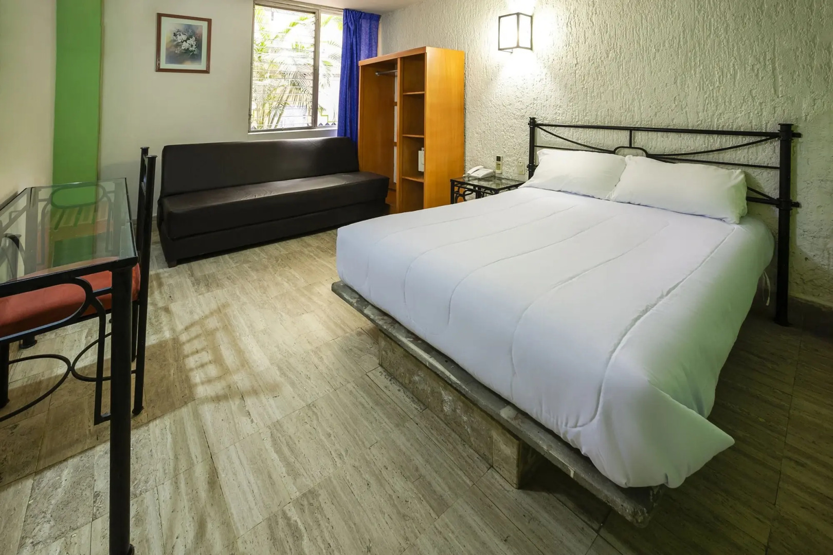 Hotel Arboledas Expo