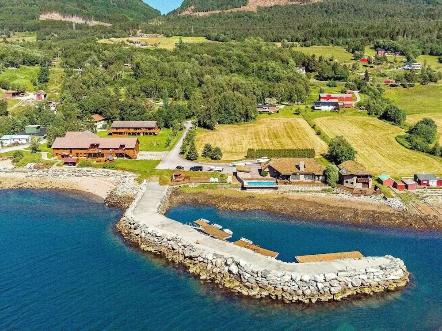Holiday Home in EidsvÃ¥g