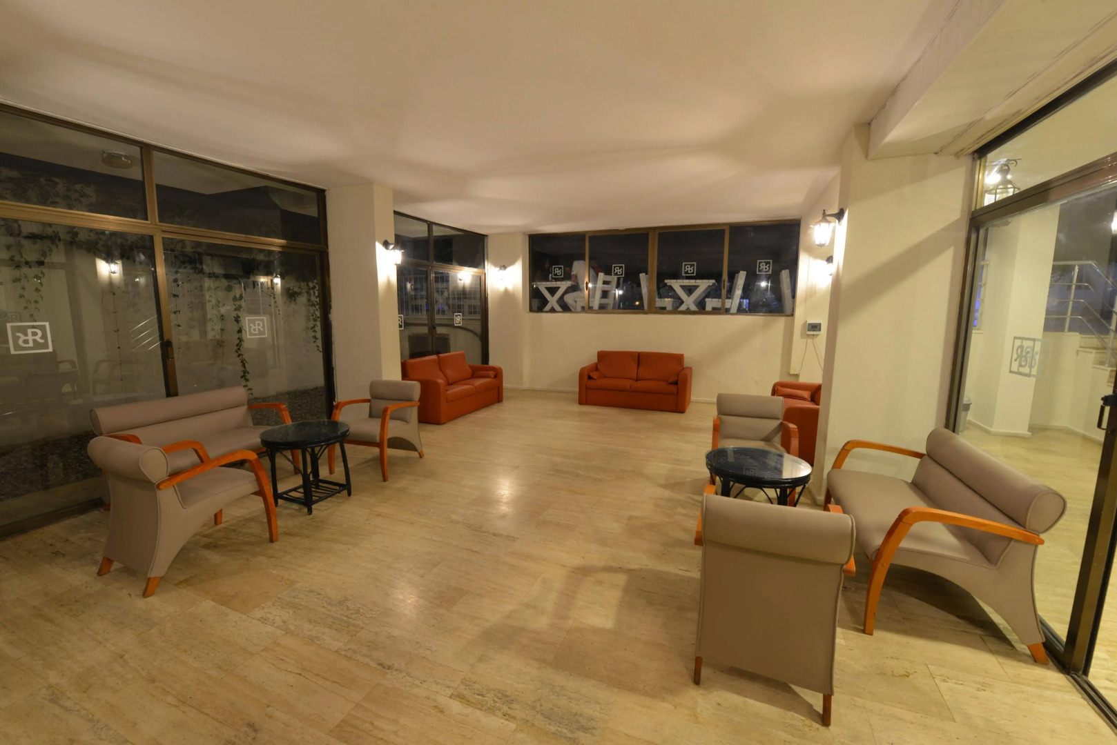 Kaftans City Hotel by RRH&R