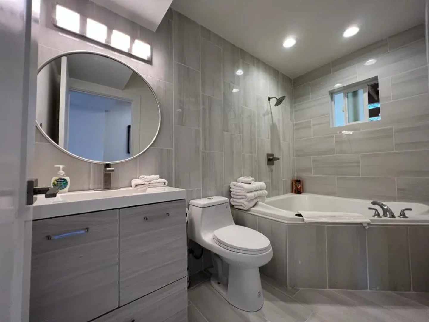 The Green Mountain Falls Lodge