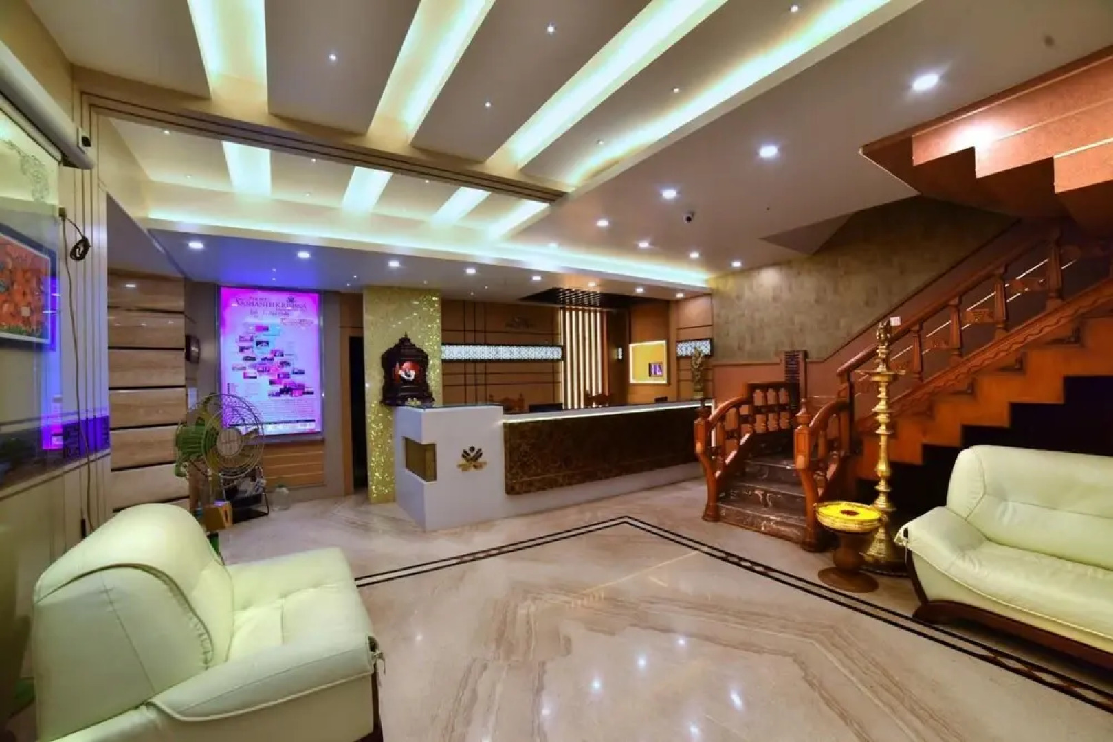 Hotel Vashanth Krishna