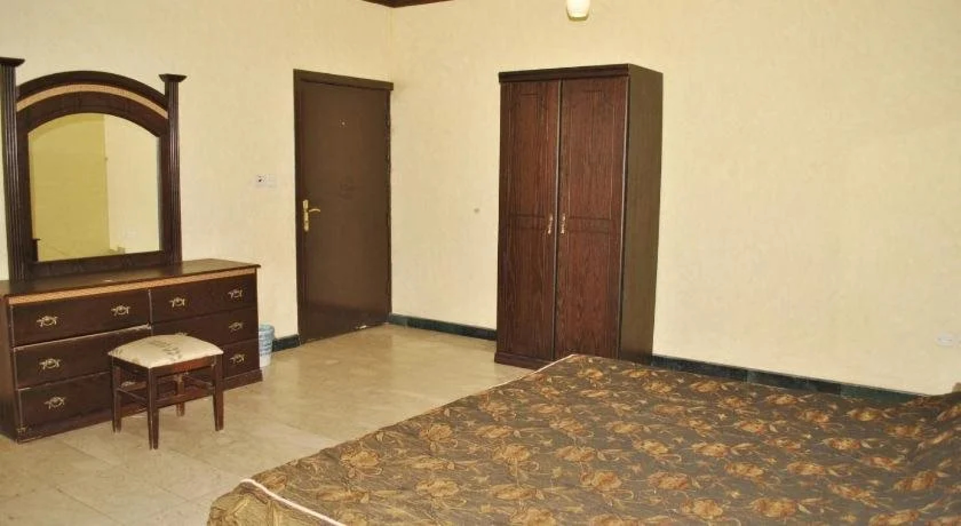 Golden Prince Hotel 1