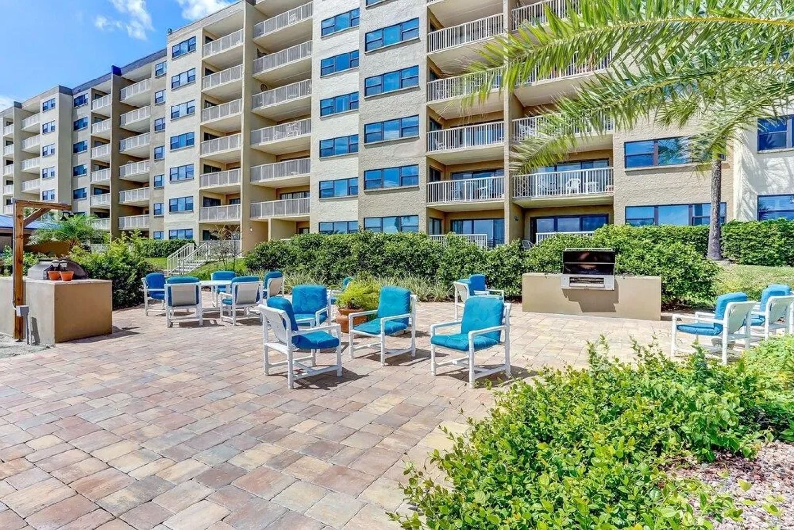 Tastefully Decorated Condo with Scenic Beach Views by RedAwning