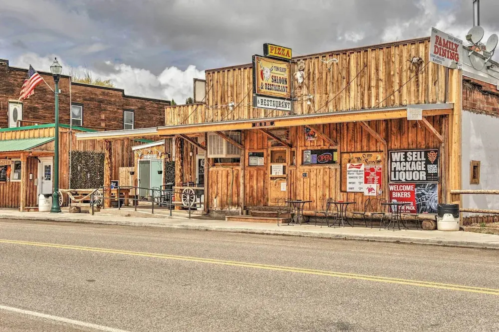 Spacious Home 10 Minutes to Ten Sleep Canyon!