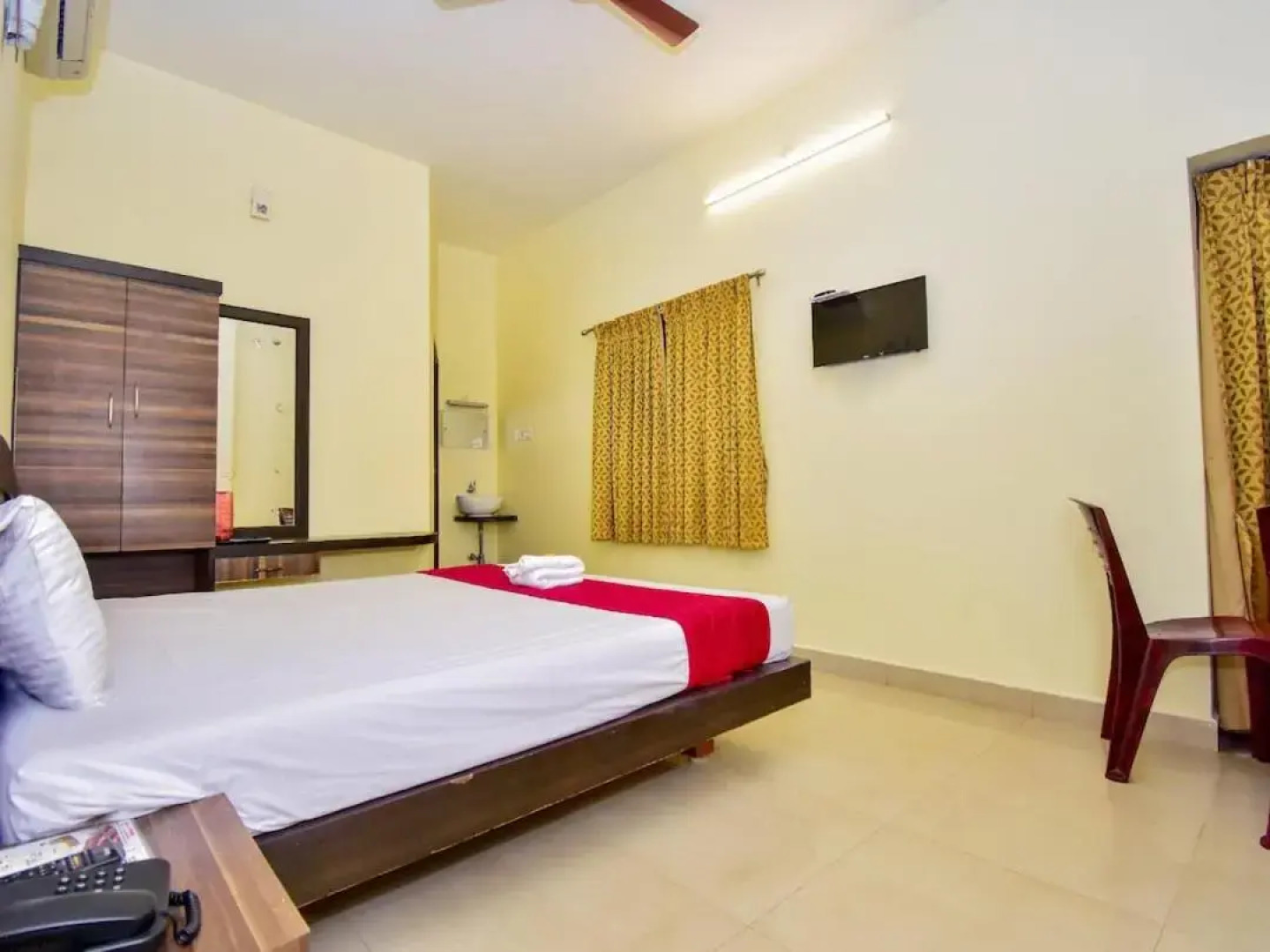 OYO 3471 Hotel Priso