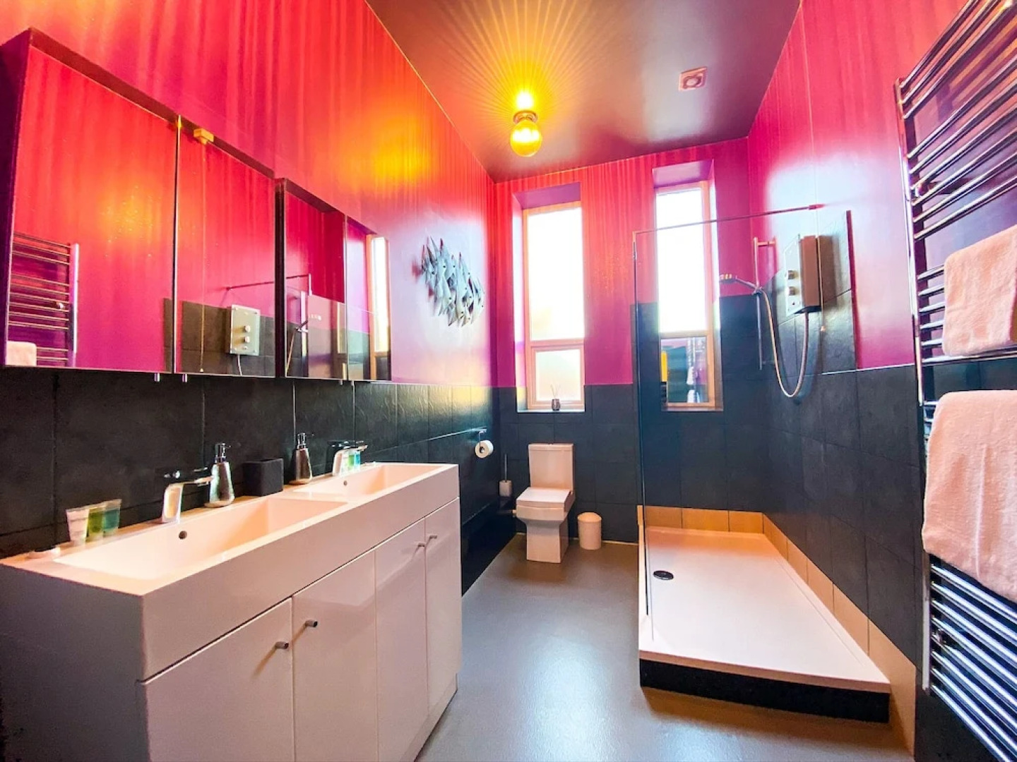 PHOENIX Executive Apartments