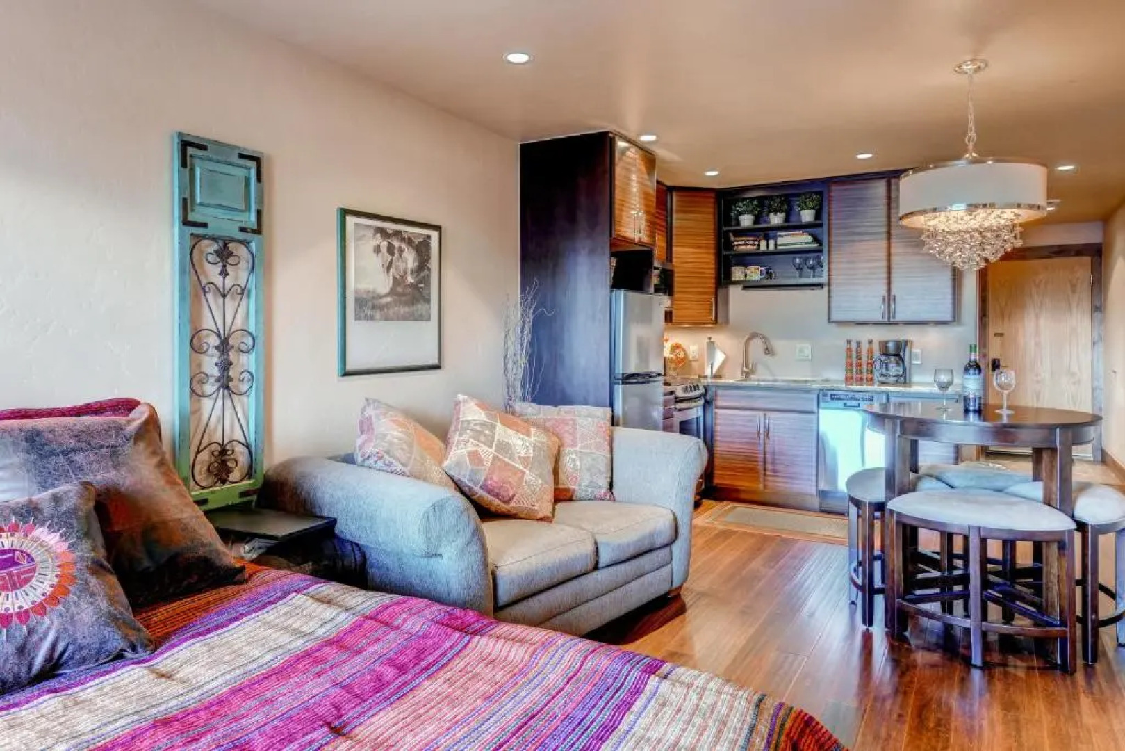 Studio Condo 318 in Historic Frisco at Cedars Lodge