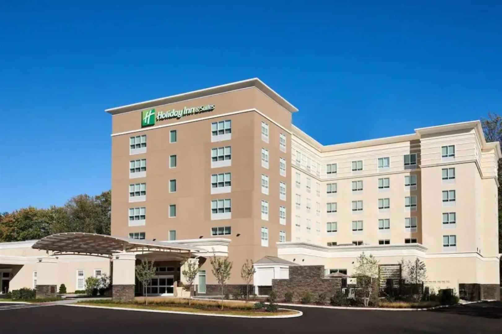 Holiday Inn & Suites Philadelphia W - Drexel Hill by IHG
