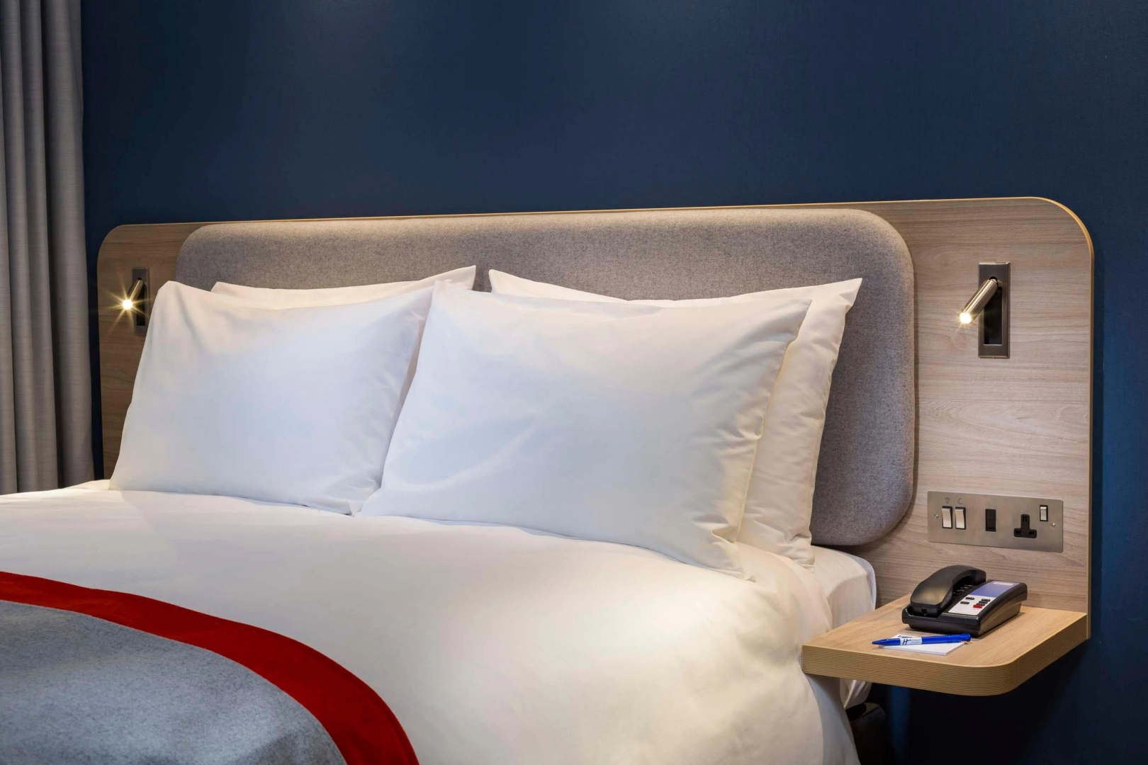 Holiday Inn Express Belfast City by IHG