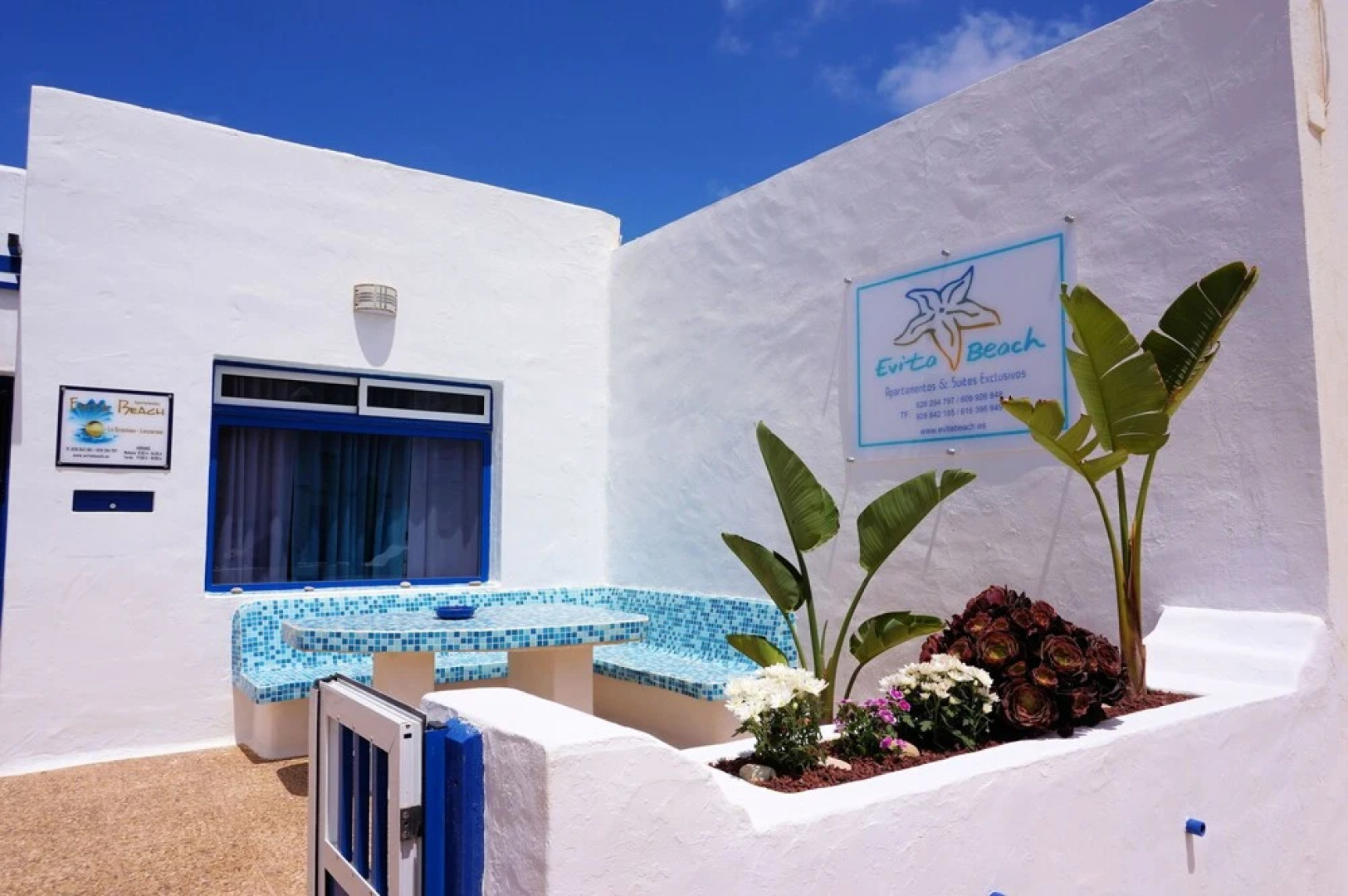 Evita Beach Apartamentos