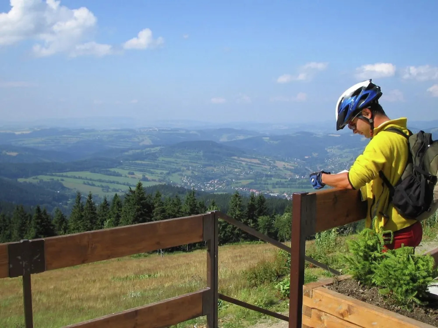 Holiday Home With Large Garden, Private Swimming Pool, Beautiful View and Directly by the Piste