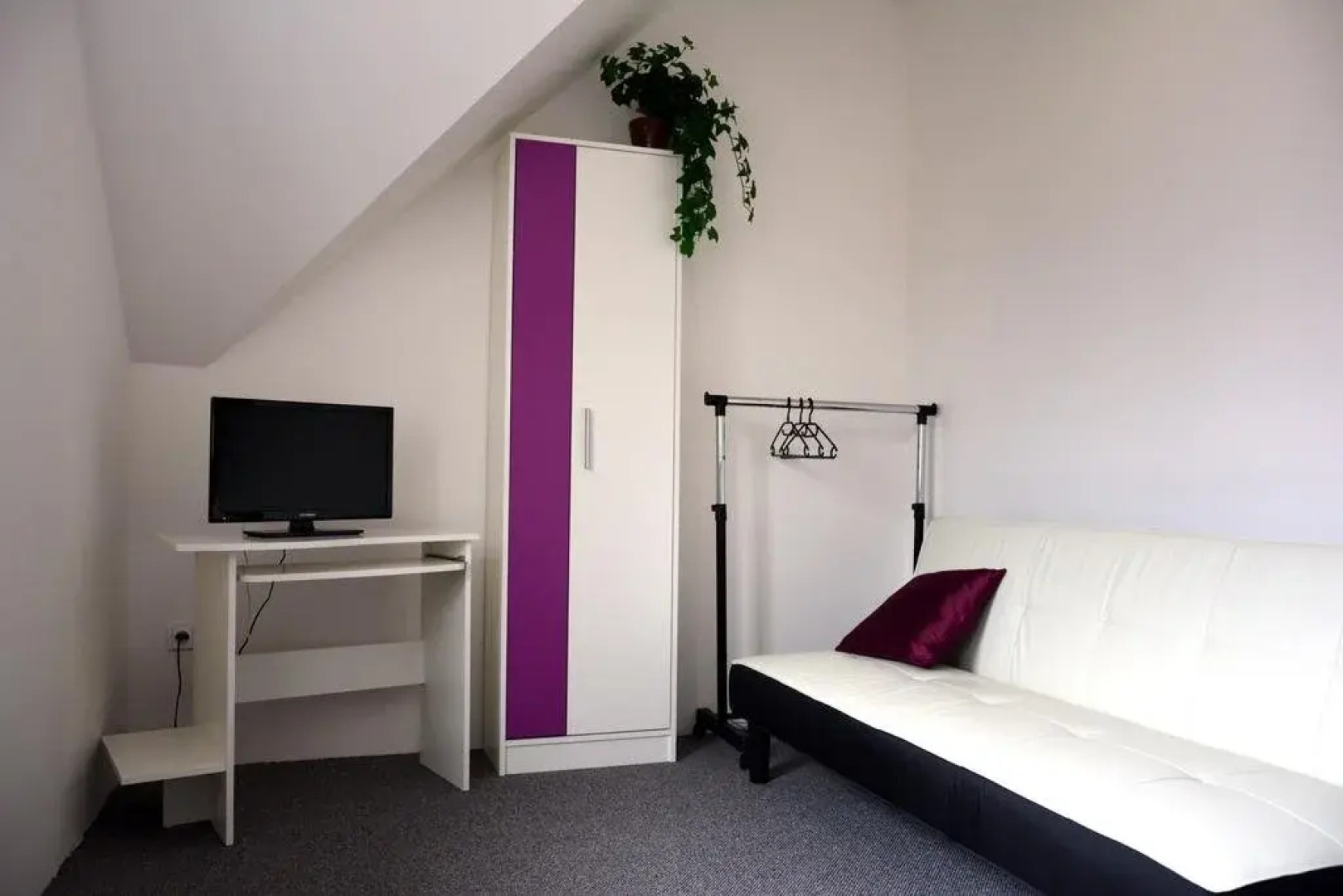 Penzion a restaurace U Strnada