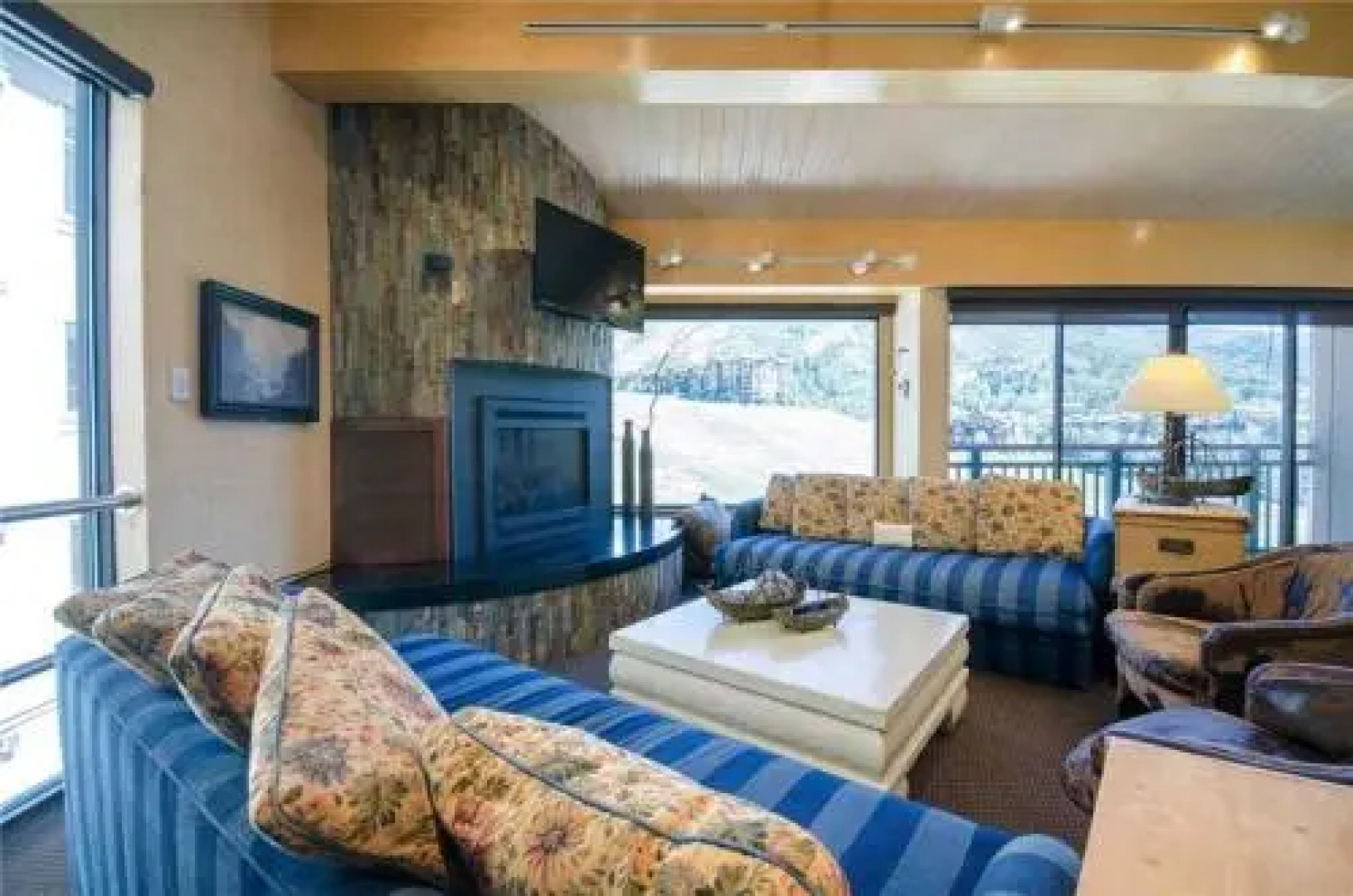 Steamboat Gondola Residences - SV710