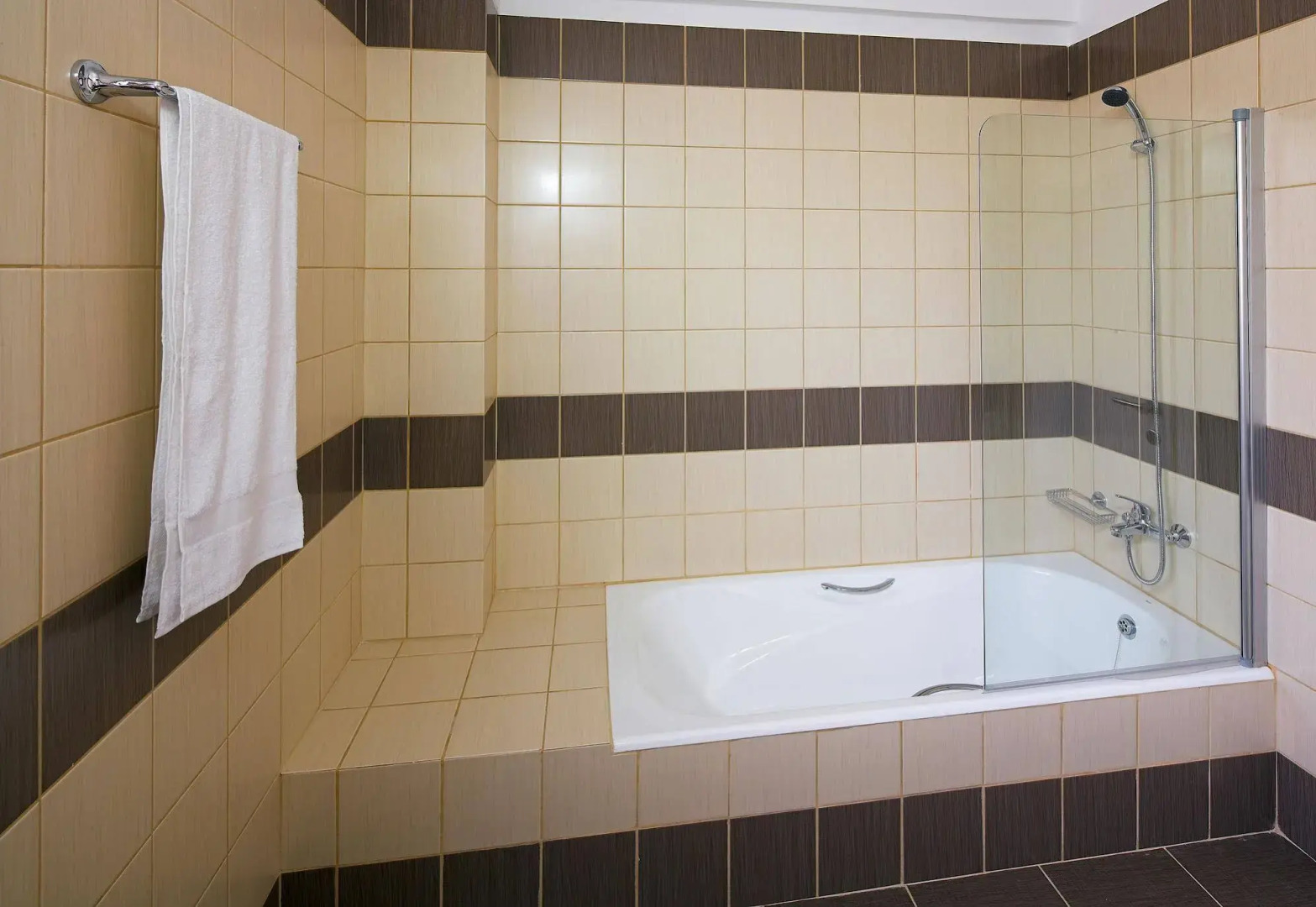 Chloraka Terrace Apartments