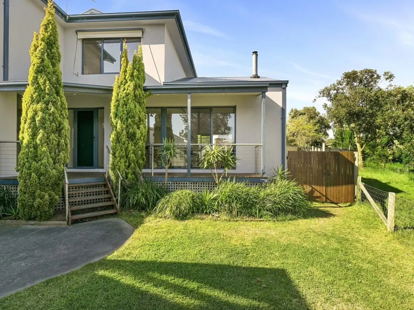 Beachside Luxury - PET Friendly - Surf Side