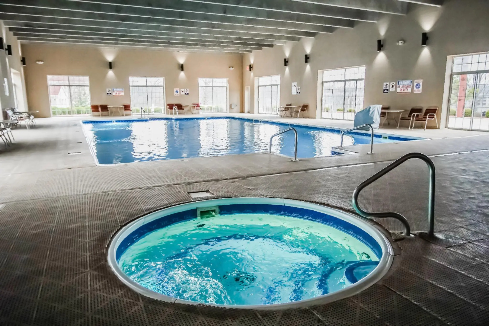 Surreys Grand Crowne Resort