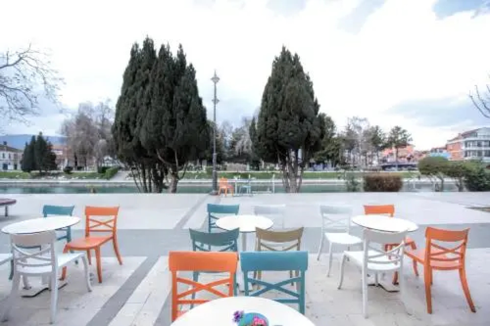 Art Theatre Caffe - River view Hotel