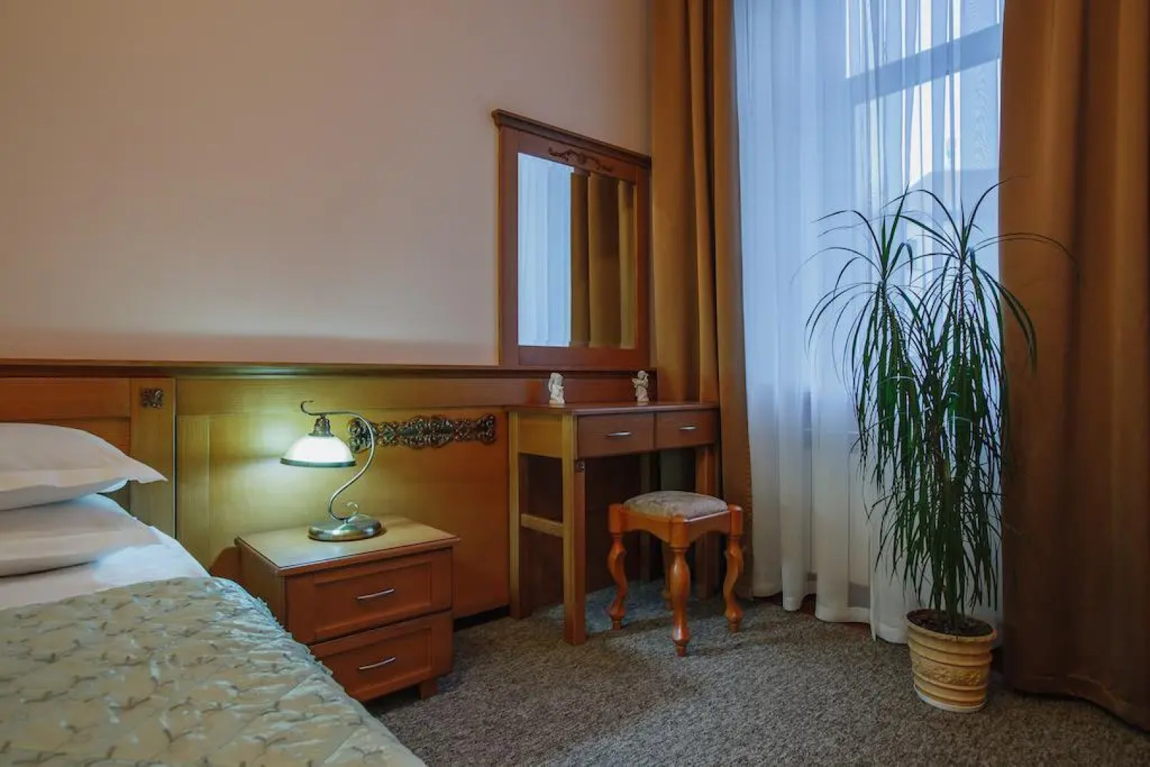 Gsm Apartment at Kiev Train Station