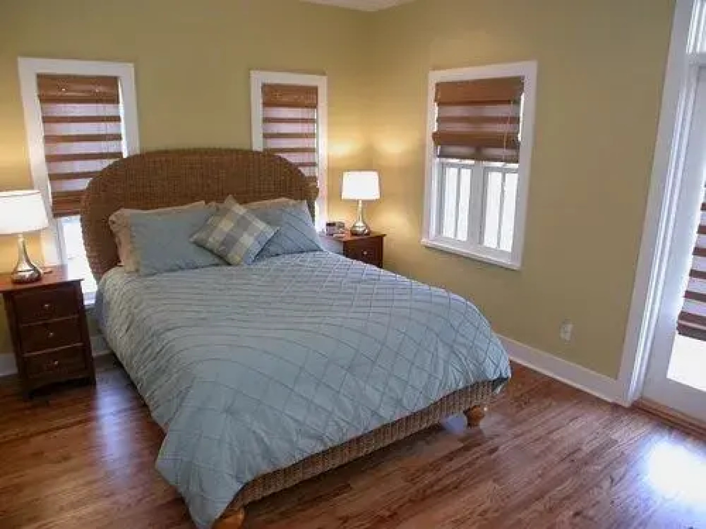 VM 4152 by RedAwning