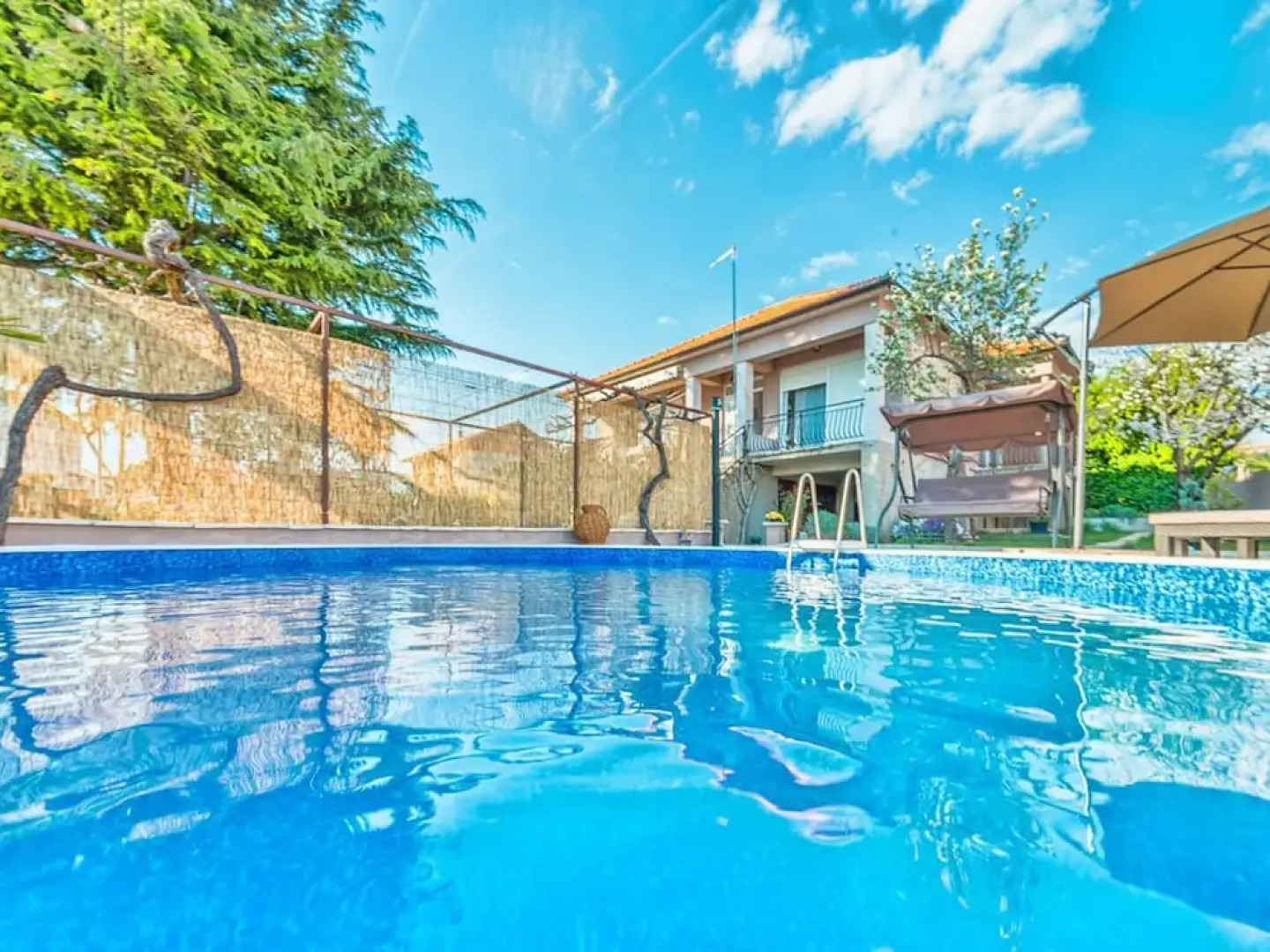 Lovely Apartment in Pakoštane With Private Swimming Pool