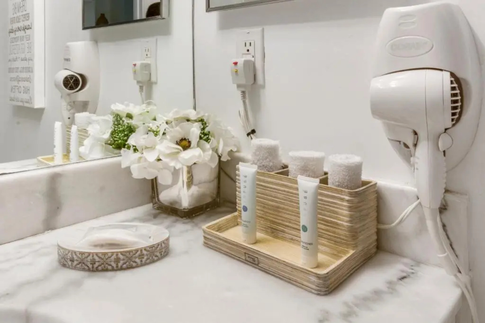 Oceanview Luxury Converted 4 BR Miami Brickell Ave