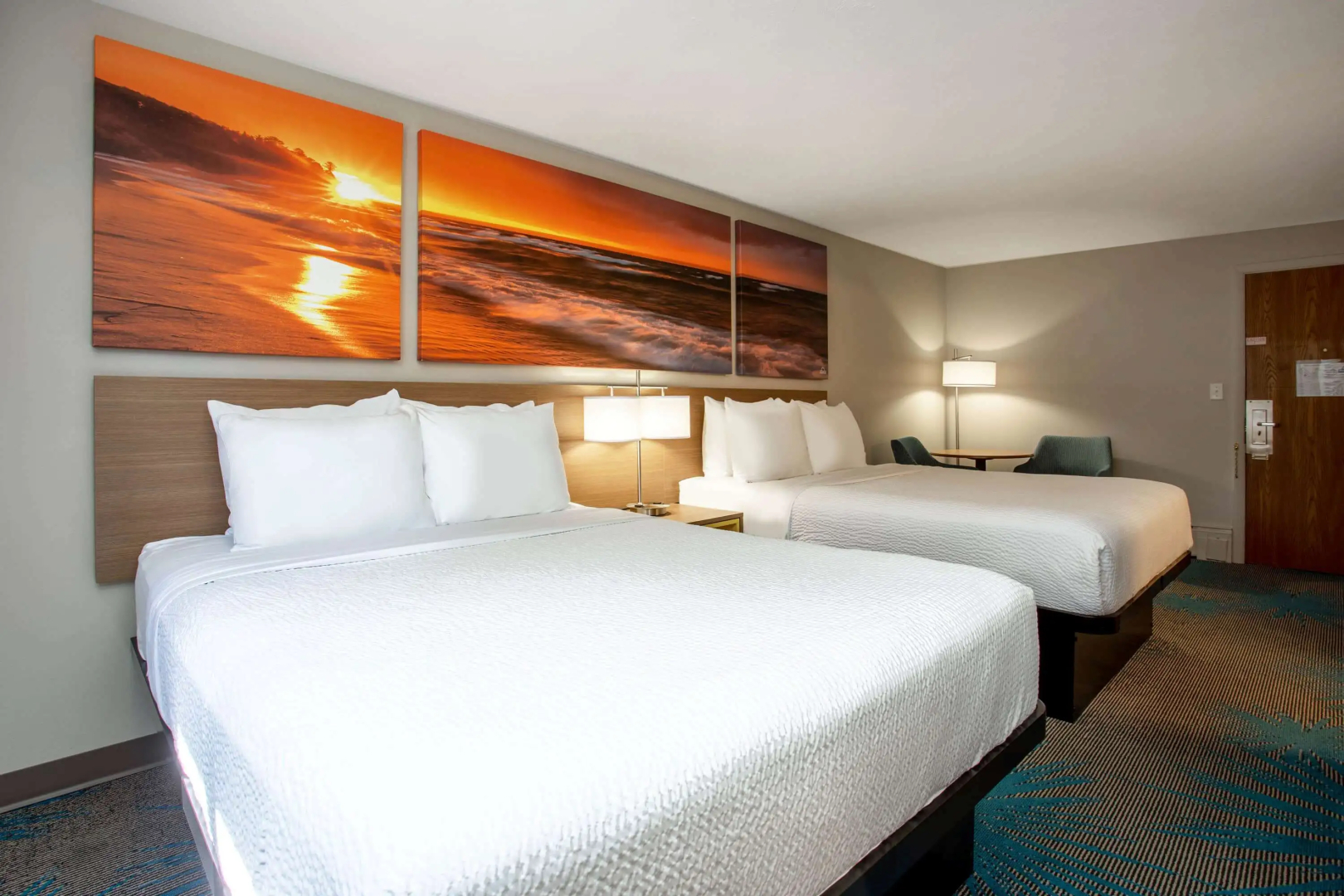 Days Inn by Wyndham Marquette