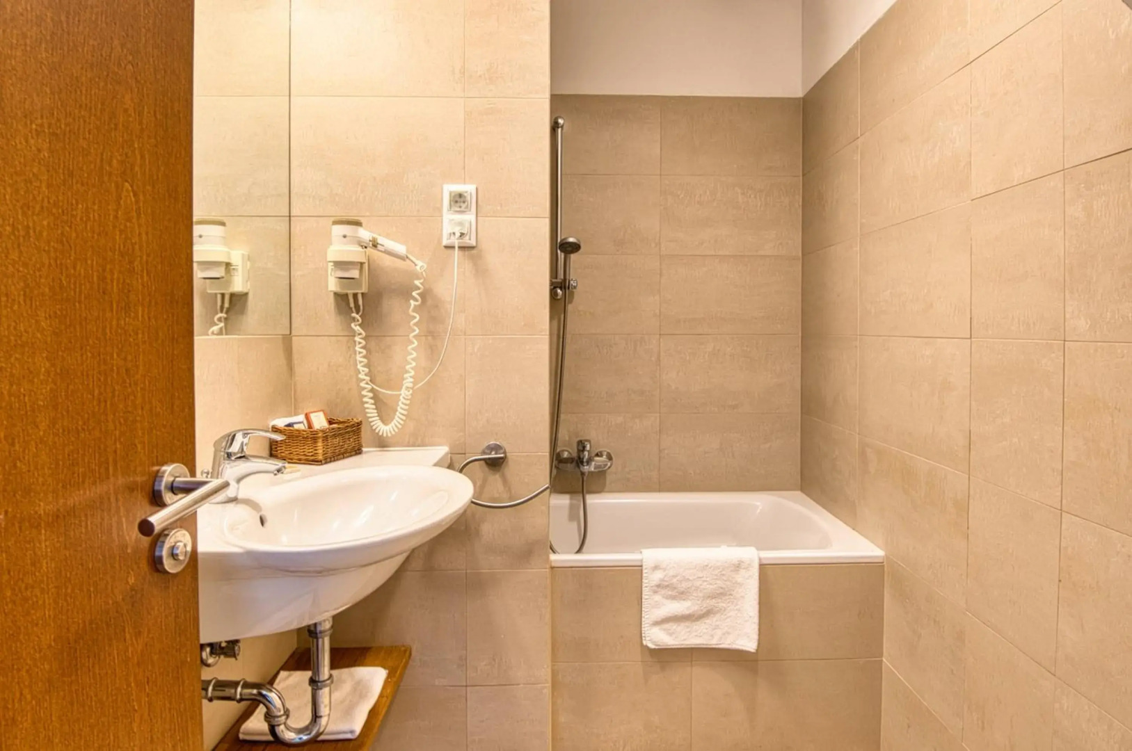 Tisza Balneum Thermal Hotel