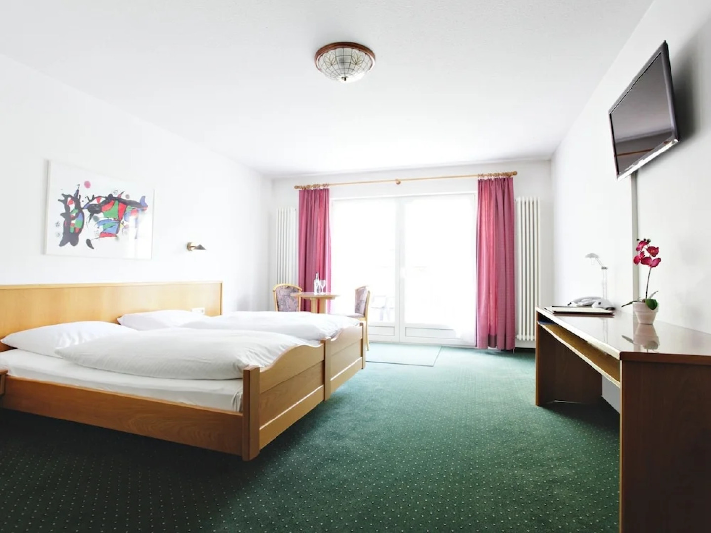 Hotel-gasthof Neumühle