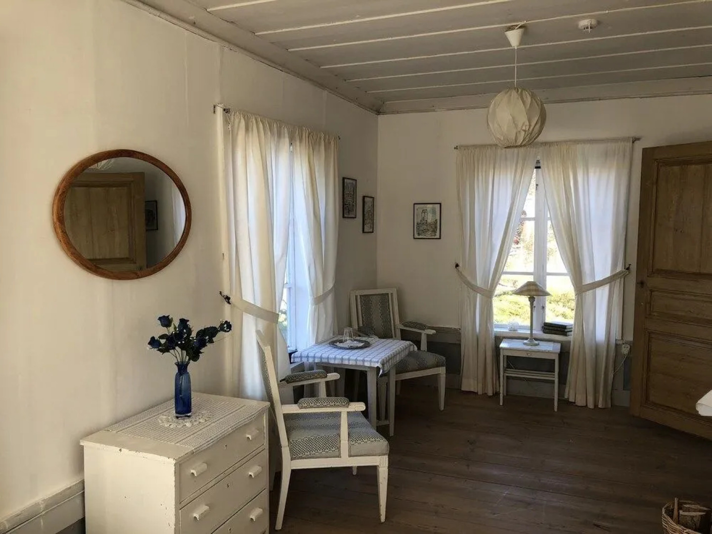 Frägsta Hälsingegård B&B