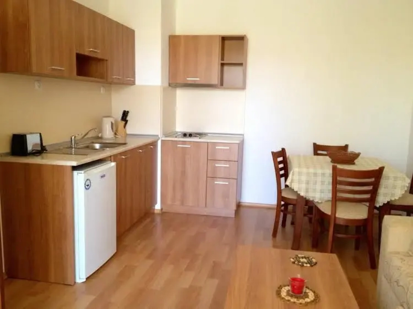 Nicol Apartment in Hermes Complex