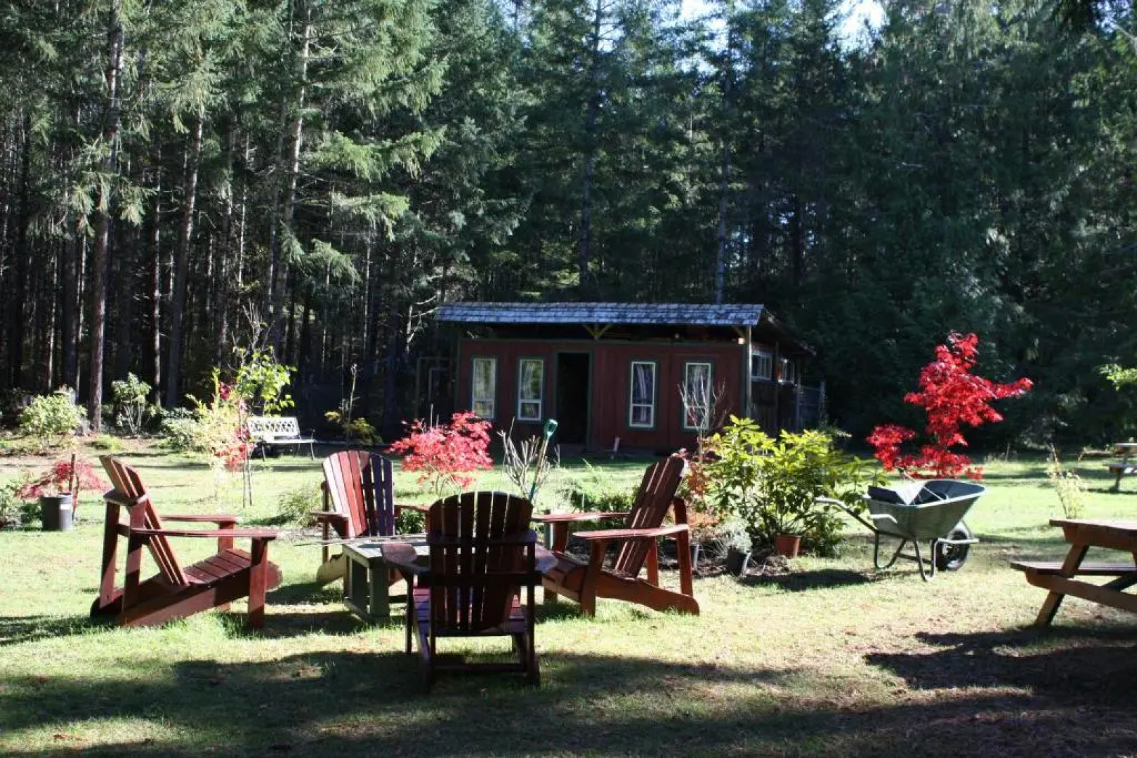 Cedar Song B & B and Cottage