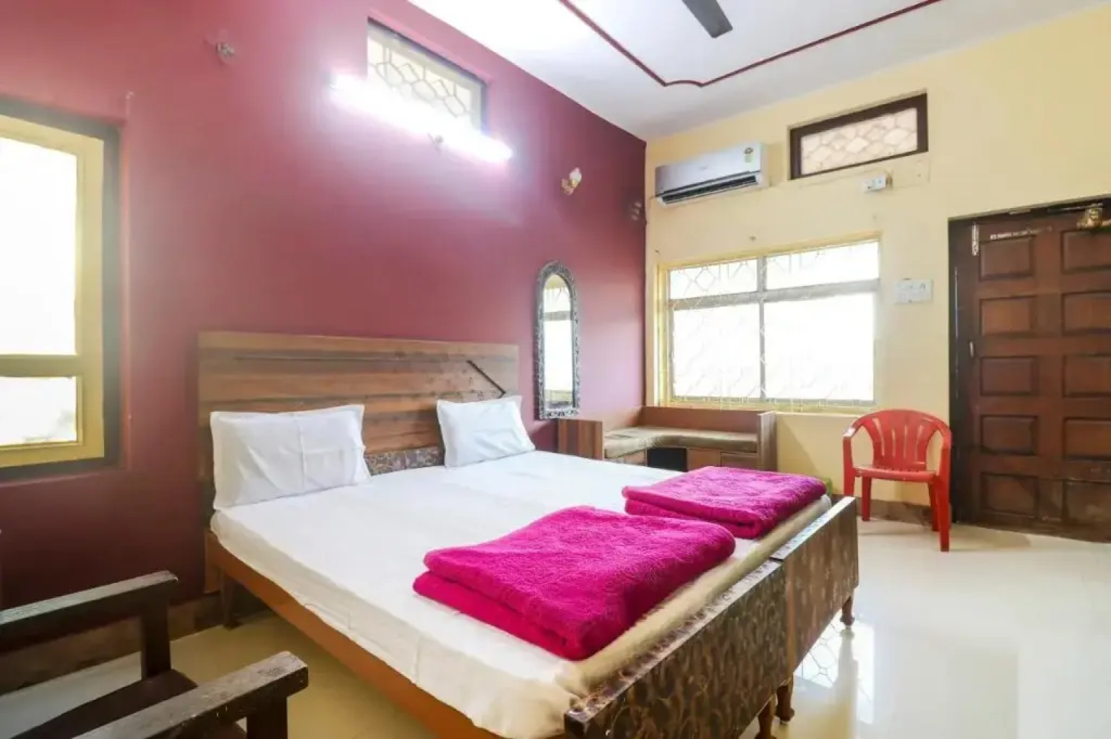Hotel Poonam by OYO Rooms