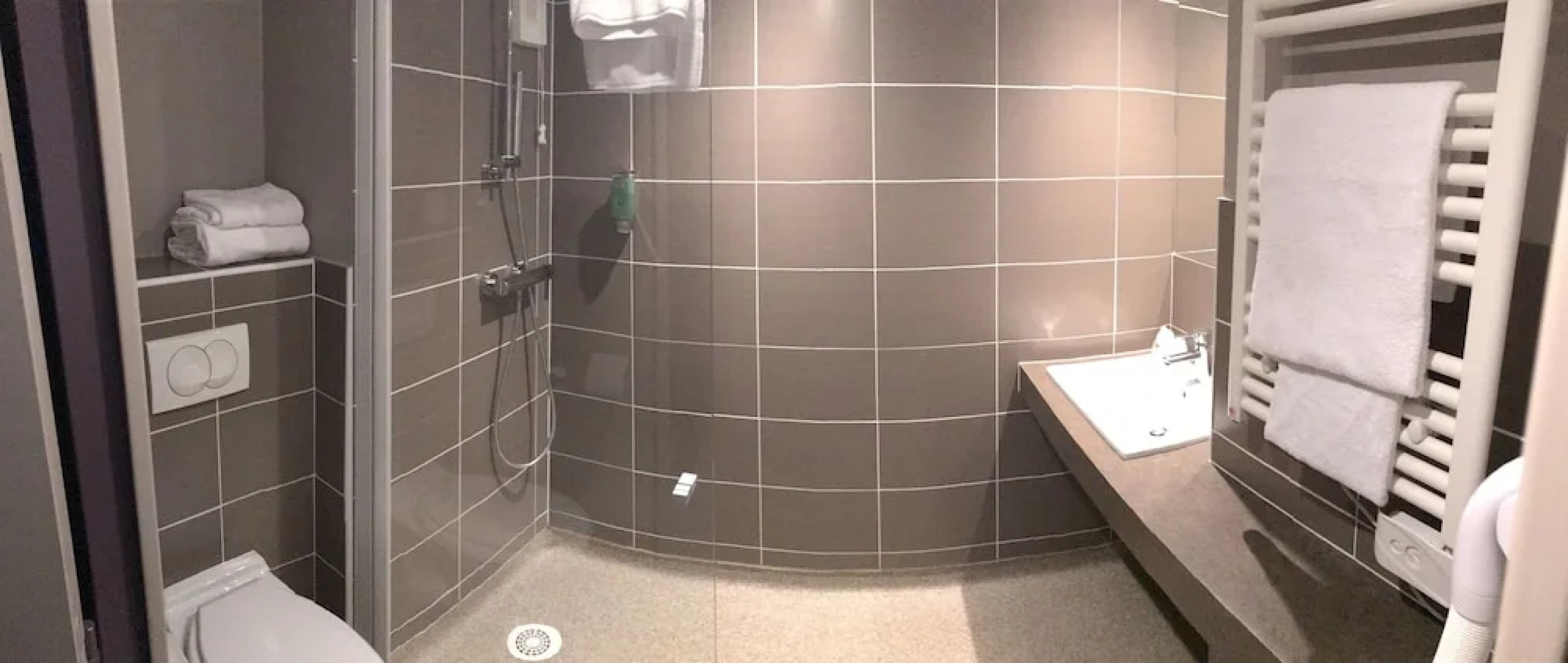 Comfort Suites Lyon Est Eurexpo