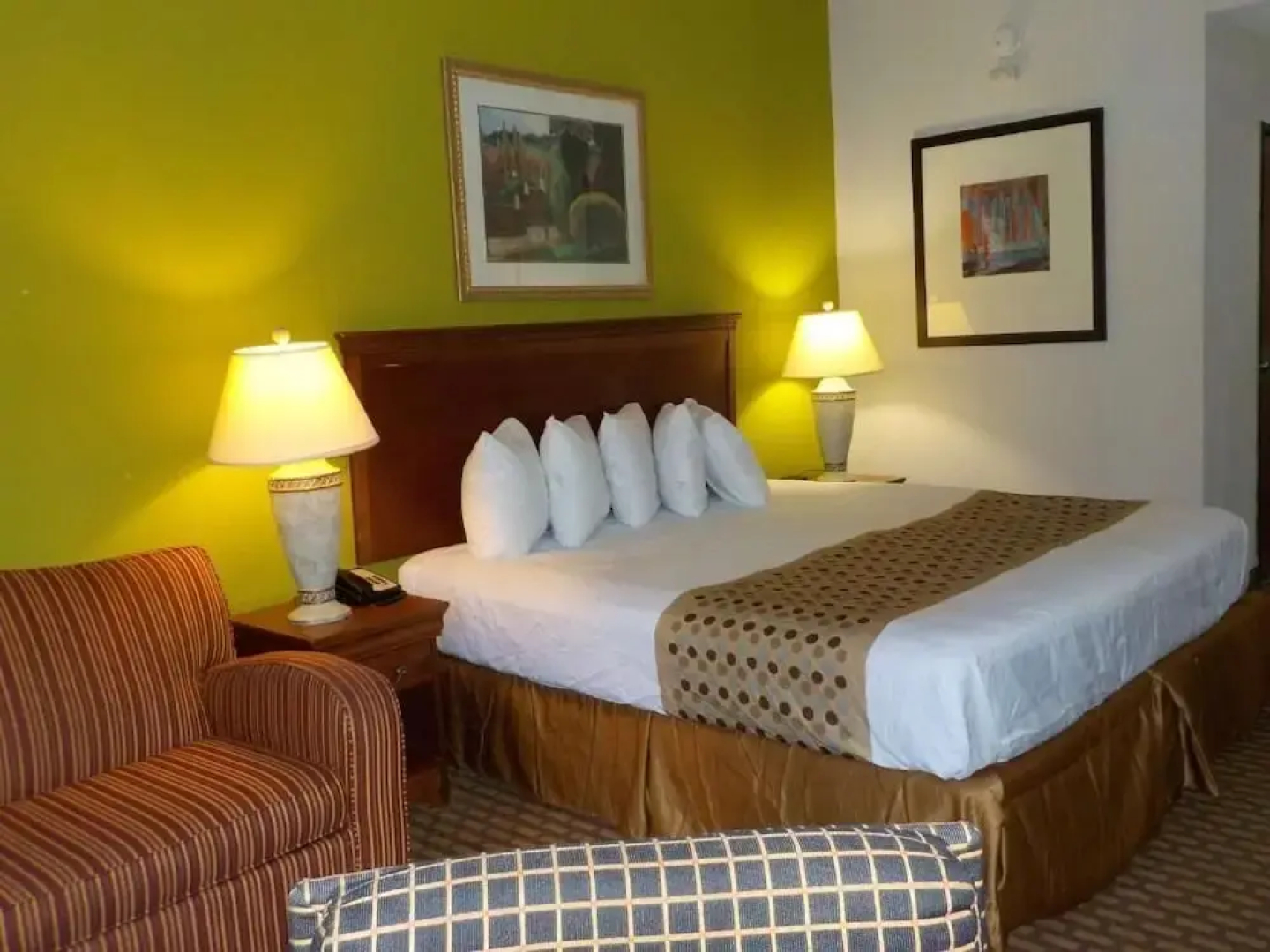 Budget Inn Express