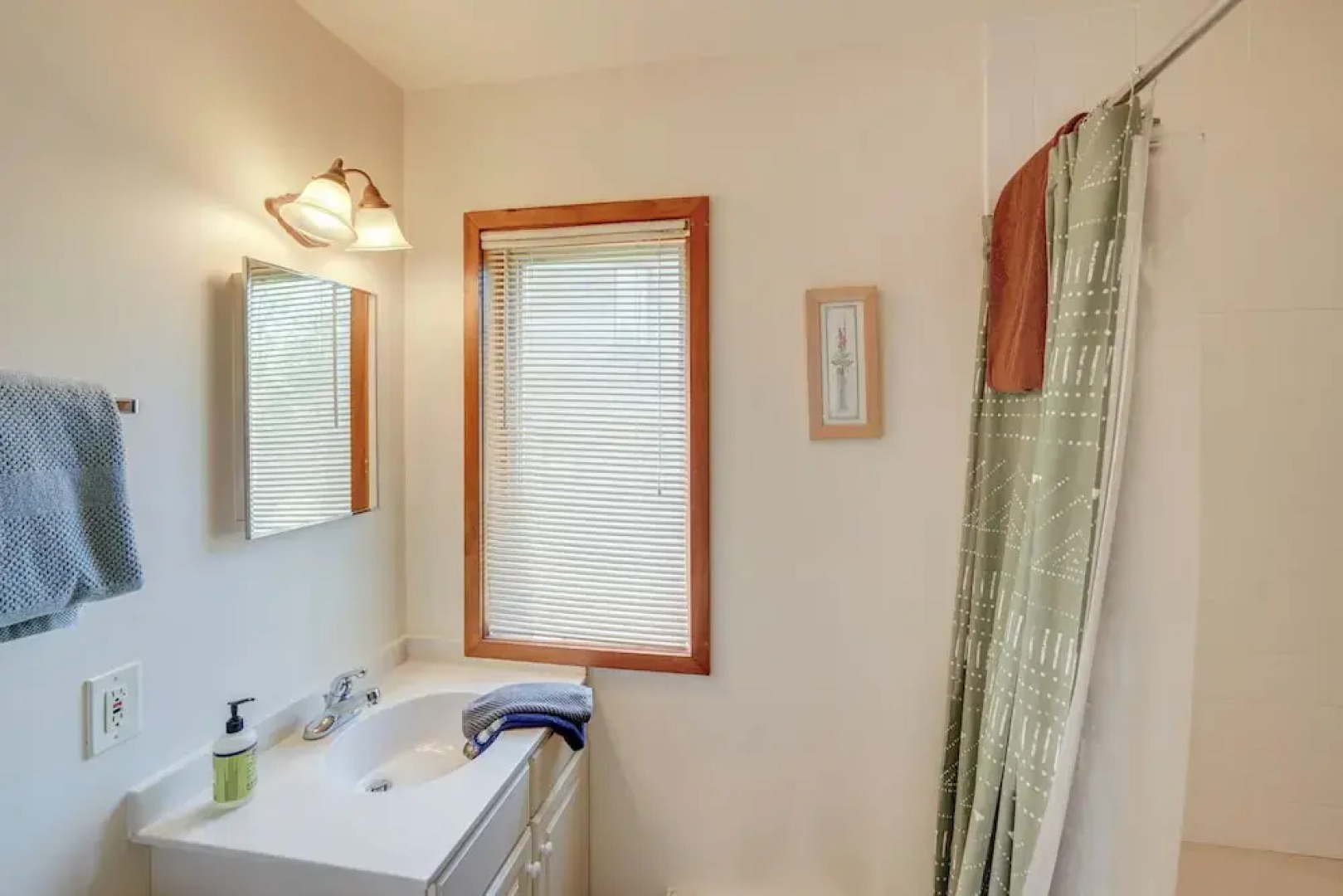 Catskills Townhome ~ 2 Mi to Windham Mountain Club