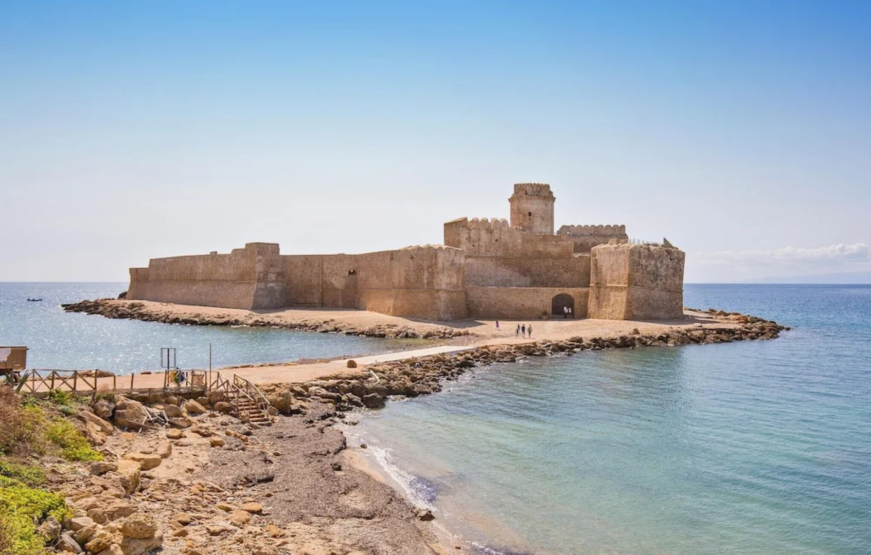 Beautiful Apartment in Cariati With 2 Bedrooms and Wifi