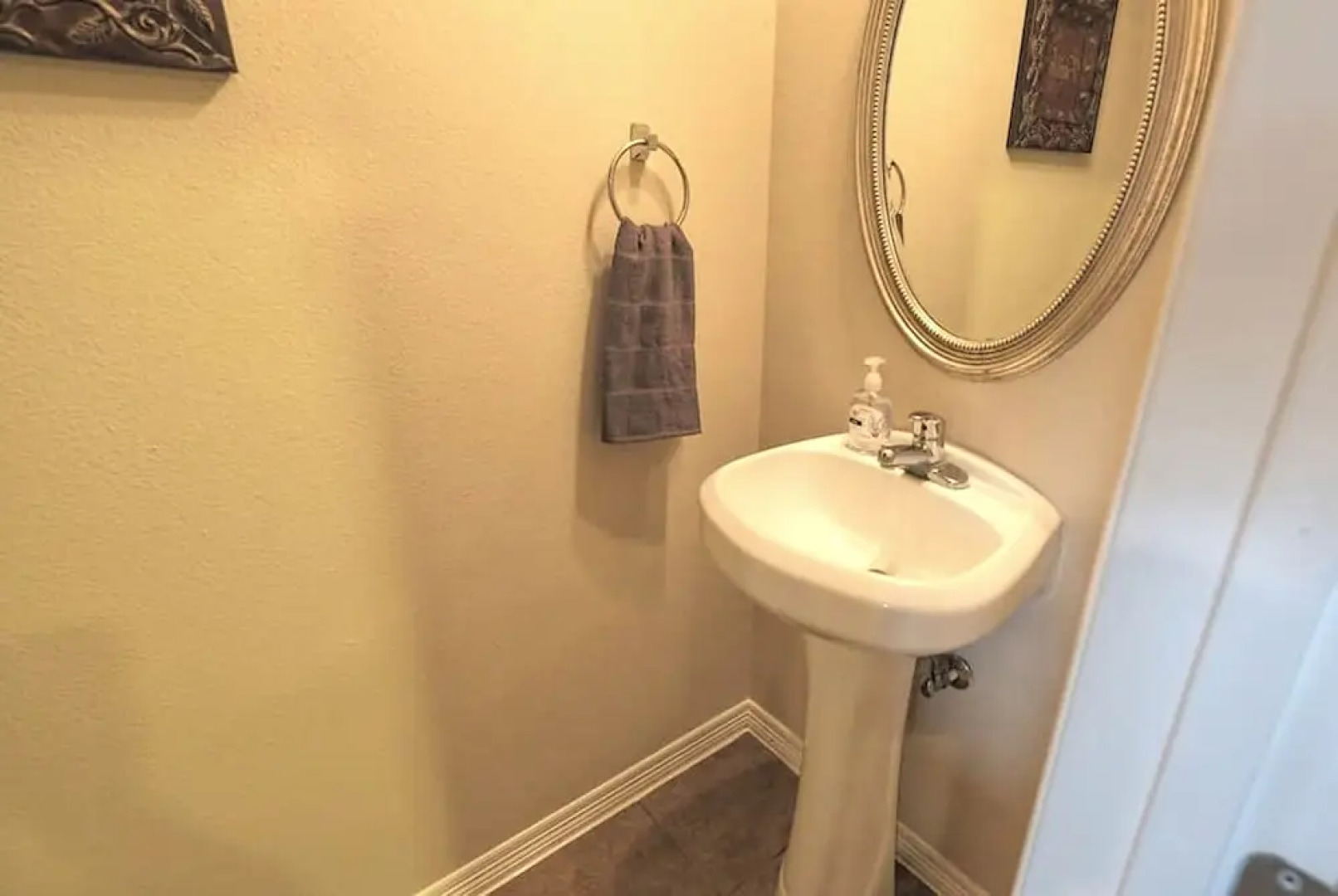 305 Holleman Dr. East  304